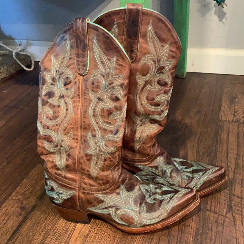 Turquoise stitched Old Gringo cowboy boots